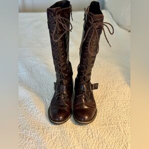 Trouvé Lace Up knee high boots with a side zipper in Size 9.